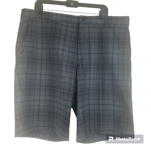 Nike Other - Nike Dri-FIT Men's Size 40 Gray Black Plaid Golf Shorts With Logo On Back